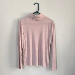 a.n.a Women’s Pink Blush Ribbed Lightweight Turtleneck Shirt Size Medium